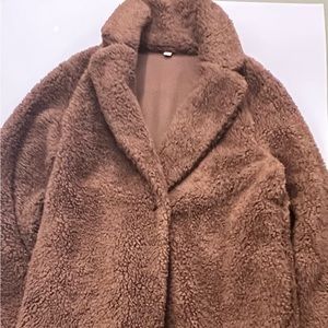 Woman Uniqlo Size Large Brown